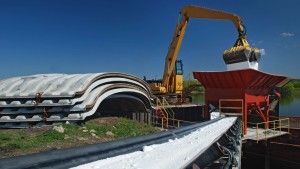 Fertilizer Logistics Strained, Nitrogen And Urea Supplies Dwindling