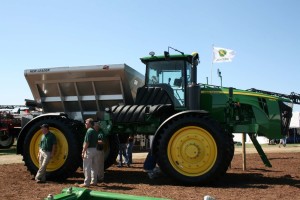 John Deere 4940/New Leader | John Deere