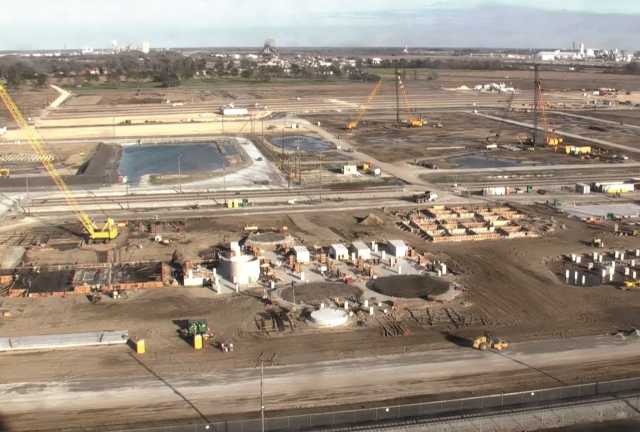 CF Industries, Mosaic Co. Close $1.4 Billion Phosphate Deal