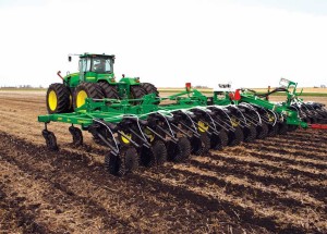John Deere 2510H Nutrient Applicator