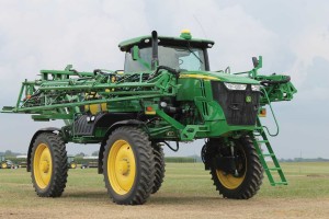 John Deere R4030