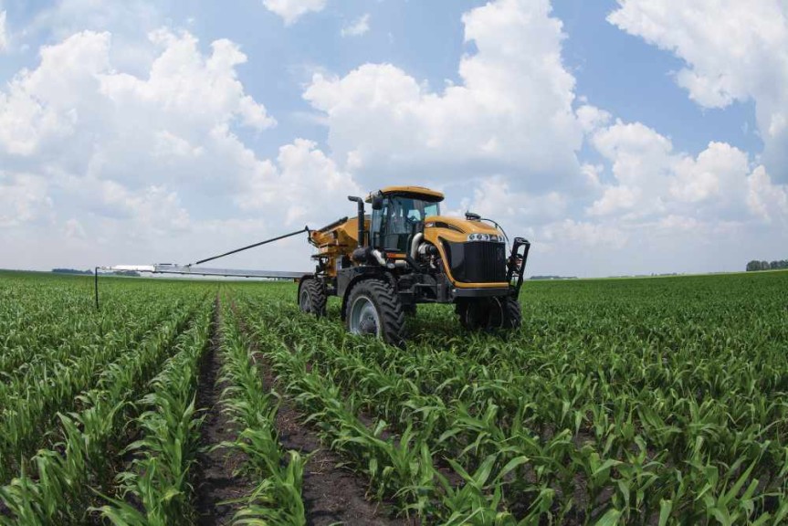 RoGator RG900B, RG1100B & RG1300B | AGCO Corp.