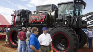 Hagie Announces New Ames Facility