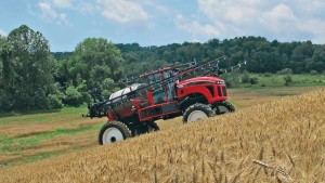 Equipment Technologies | Apache AS1025 Sprayer