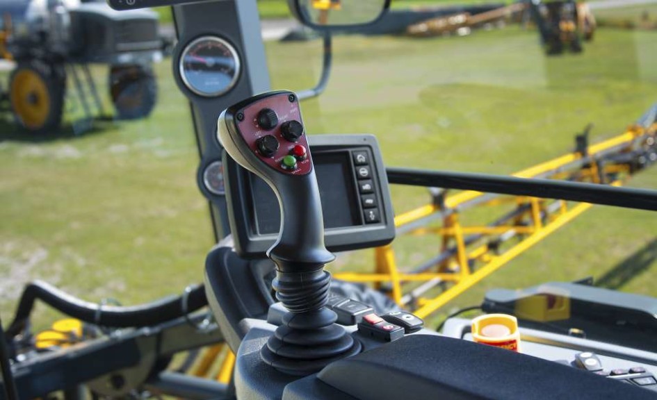 Hagie Manufacturing Hagie Sprayer Cab