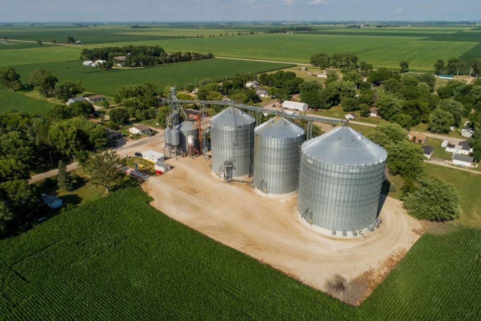 Top 10 Ag Retailers With the Most Grain Elevator Revenue